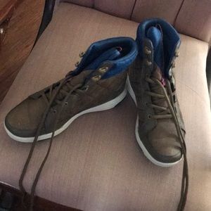 Ryka hi top slightly worn